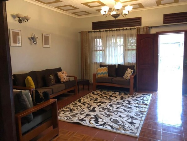 Interior - Dream Day Cottages (Kampala)