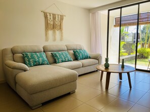 Smart TV - Appartement 4 Personnes à 200m des 2 Plus Belles Plages de Grand Baie (Trou-aux-Biches)