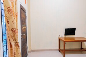 Deluxe Double Room | Room amenity - Hotel O Rinjani Guest House (Balikpapan)
