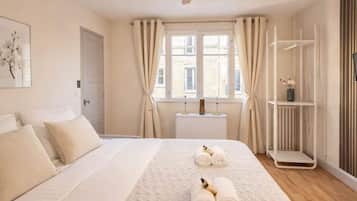 Fer et planche Ă repasser, Wi-Fi, draps fournis