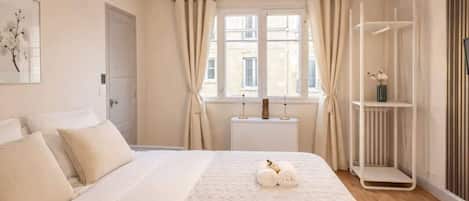 Fer et planche à repasser, Wi-Fi, draps fournis