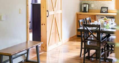 Cozy Cabin in Stratton Mountain & Mount Snow 10min
