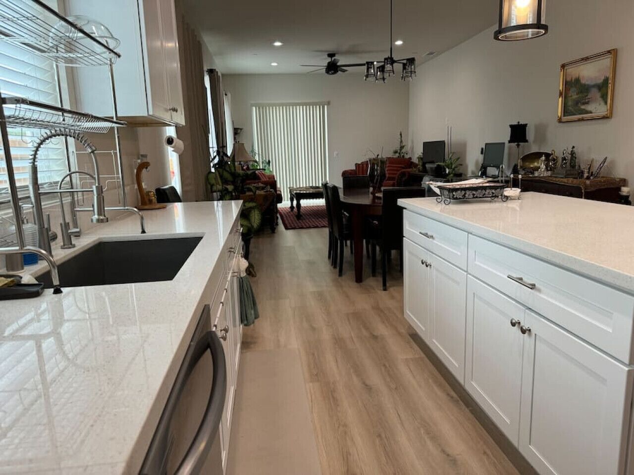 Refrigerador, microondas, horno y lavavajillas 