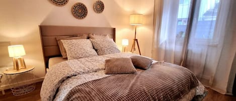 1 bedroom, iron/ironing board, travel cot, free WiFi