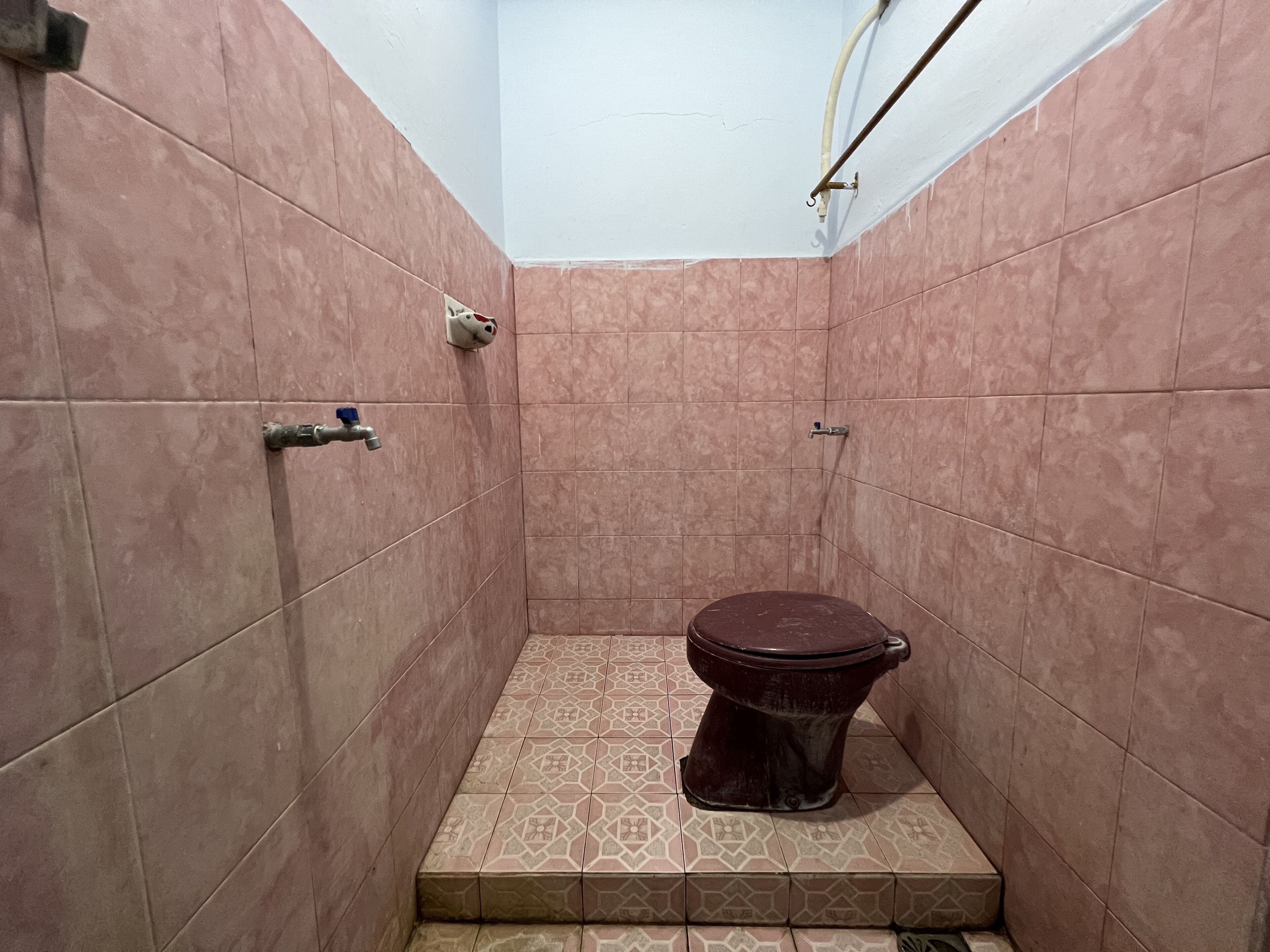 Phòng đôi Tiêu chuẩn | Phòng tắm | Buồng tắm vòi sen, khăn tắm 