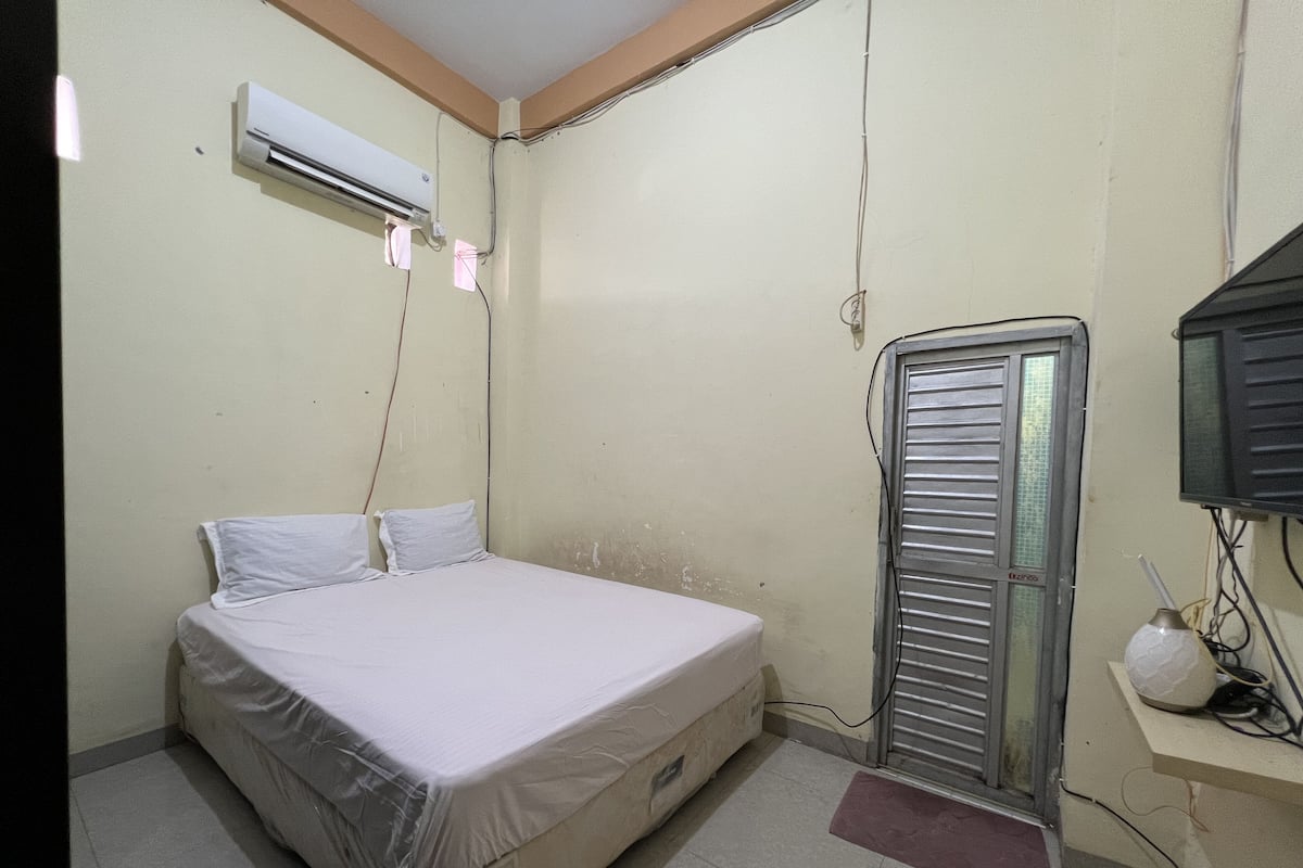 Chambre Double Standard | Espace de travail pour ordinateur portable, Wi-Fi gratuit, draps fournis