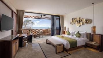 Ocean View Grand Suite | Premium bedding, memory-foam beds, minibar, in-room safe