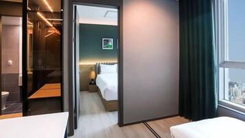 Deluxe Family | Individually decorated, individually furnished, free WiFi