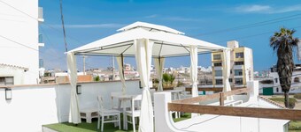 Our accommodation is just 5 minutes from Huanchaco beach. best waves in Peru.