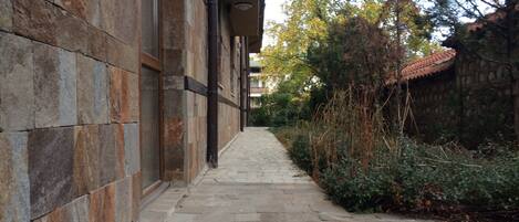 Apartment, 1 Bedroom, Balcony | Property grounds