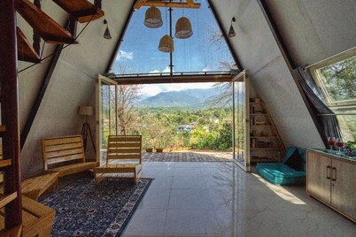 An unique enchanting mountain cottage!!