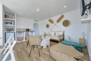 6 chambres, fer et planche à repasser, Wi-Fi gratuit, draps fournis