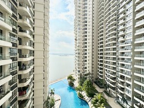 Appartement Confort, 2 chambres, non-fumeurs, vue piscine | Vue de la chambre