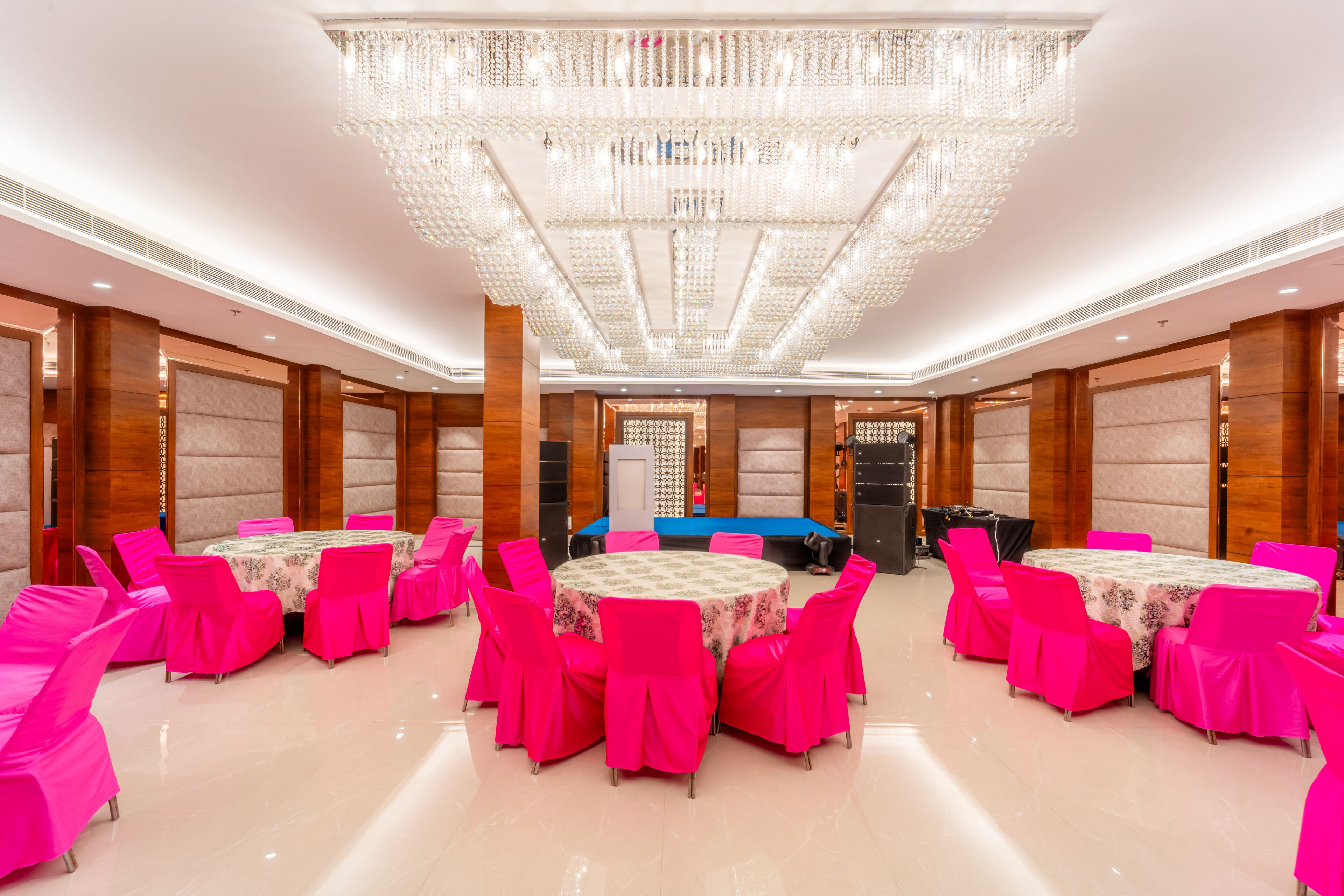 banquet hall
