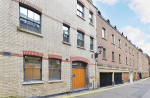 House, Multiple Beds | Exterior - Charming 3-bed House in London (London)