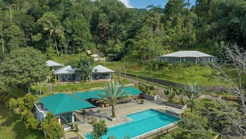 Bagian depan properti