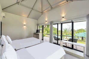 Deluxe | Free WiFi - The Glamping @ARTOTEL Pelangi Park (Bogor)