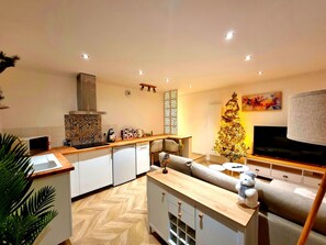 Smart TV, videojuegos y libros 