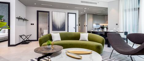 Deluxe Apartment | Living area