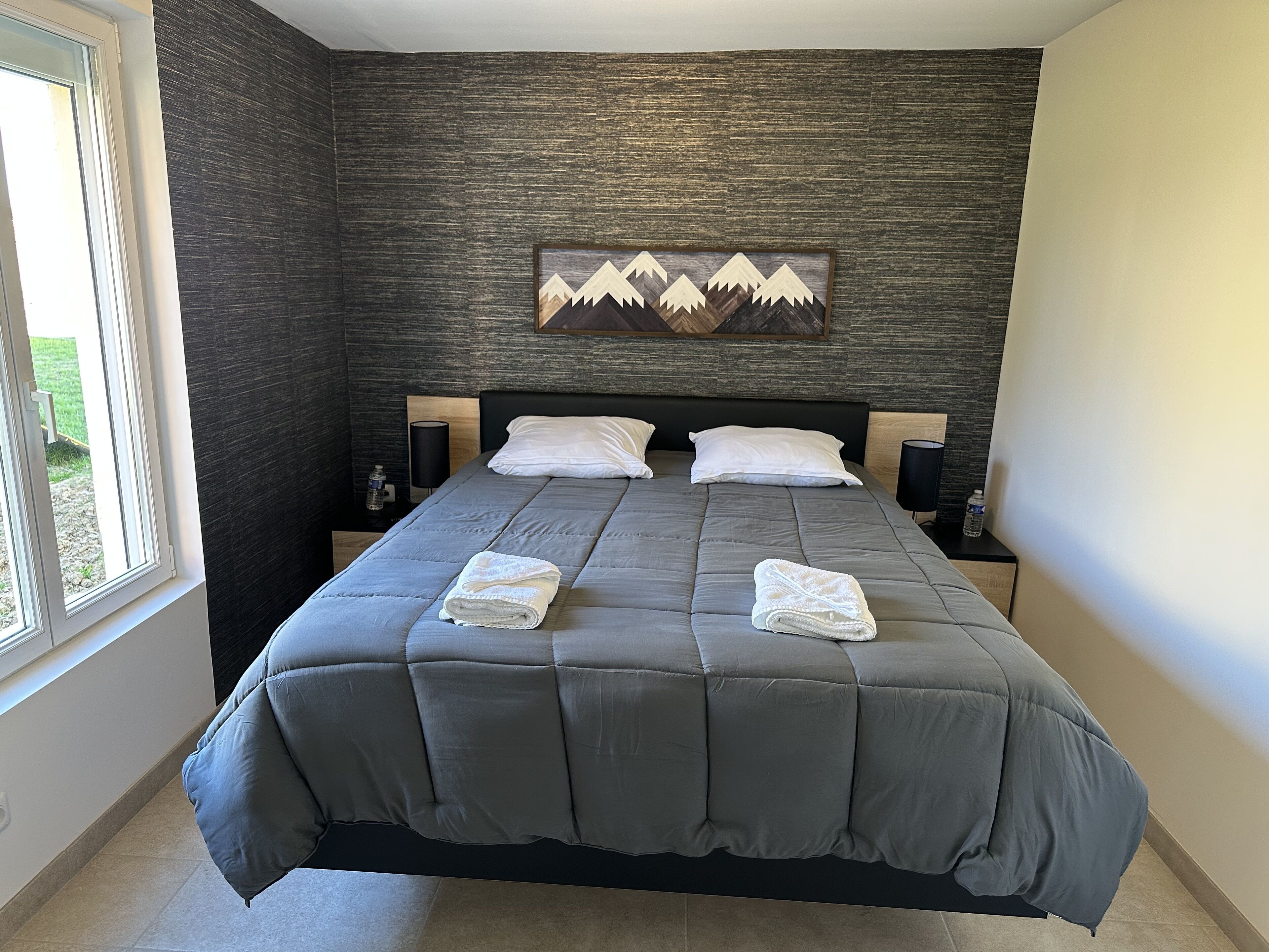 5 dormitoris, planxa i posts de planxar, un bressol de viatge i wifi 