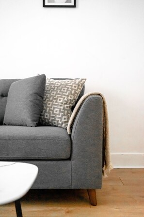 Smart TV, offices - Stylish 2BR near Liverpool Street - City of London (London)