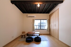 Leilighet, 2 soverom | 2 soverom, wi-fi (inkludert) og sengetøy