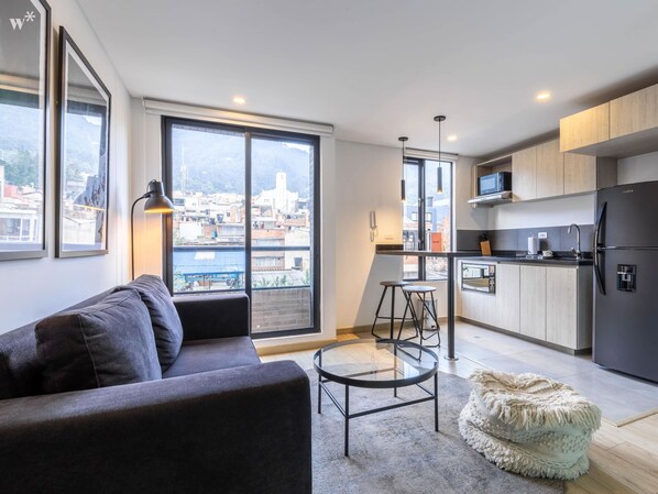 TV, offices - Amazing 2BR In Centro Internacional (Bogotá)