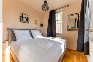 2 Schlafzimmer, Bügeleisen/Bügelbrett, WLAN, Bettwäsche