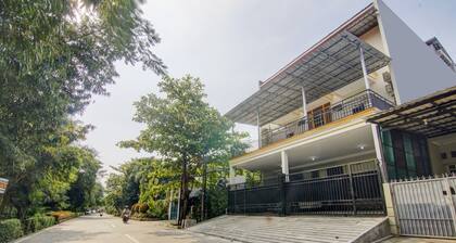 OYO 90322 Joy Homestay Near Bella Terra Lifestyle Center