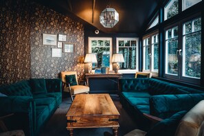 Lounge - Roslyn House (Isle of Mull)