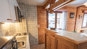 Uklassifisert bilde, 5 av 15, knapp