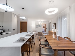 Dining - Spacious modern apartment in Megève, 6 people (Megève)
