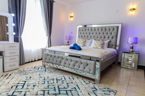 3 Schlafzimmer, Bügeleisen/Bügelbrett, WLAN, Bettwäsche