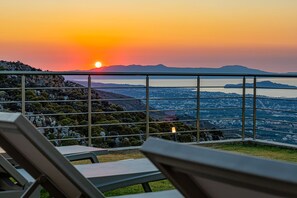 Property grounds - Apartment Lia with private pool and amazing view! (Chania)