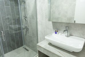 Standardzimmer | Badezimmer