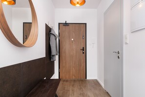 Living area - Studio With Parking & Gym by Renters (Gdansk)