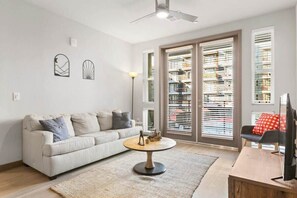 Televisión y oficina