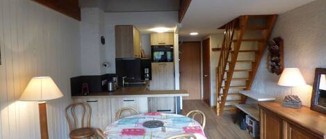 تناول الطعام