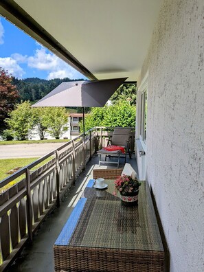 Outdoor dining - Verbringen Sie Einen Erholsamen Urlaub in der Ferienwohnung Zweiteheimat (Oberstaufen)