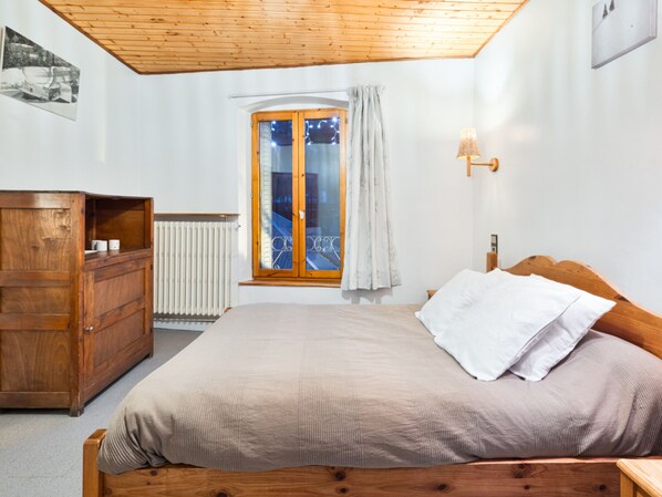 1 chambre, accès au Wi-Fi (inclus)