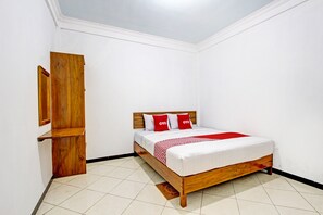 Kahden hengen deluxe-huone | Työpöytä, ilmainen Wi-Fi, vuodevaatteet