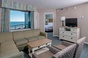 1 bedroom, internet, bed sheets - Oceanfront Luxury: 5th Floor Includes Breakfast (Myrtle Beach)