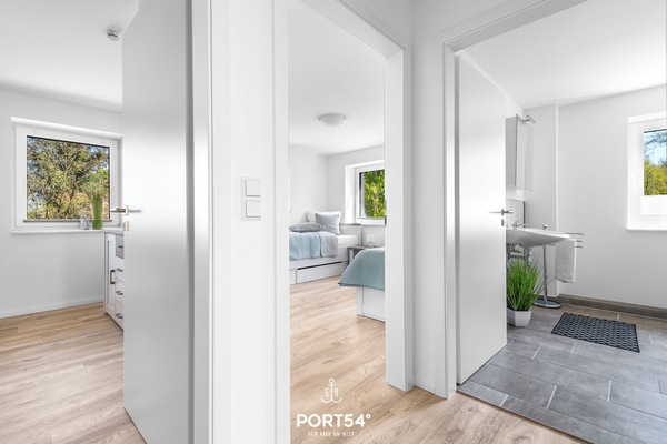 2 bedrooms, travel cot, free WiFi, bed sheets