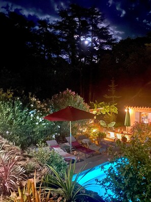 Terrace/patio - Maison Provençale Avec Grande Piscine à Goult en Plein Coeur du Luberon (Goult)