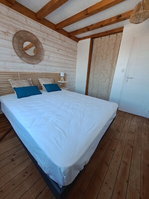 3 Schlafzimmer, Bügeleisen/Bügelbrett