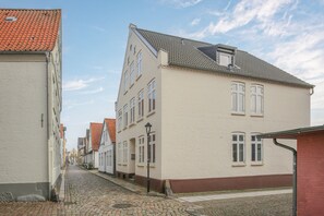 Exterior - Ferienwohnung "pole Poppenspäler" in Husum für bis zu 2 Personen (Husum)