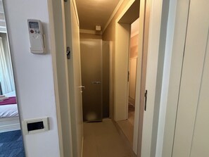 Studio Suite | Bathroom