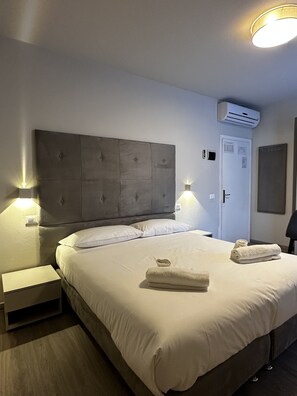 Chambre Supérieure Double ou avec lits jumeaux