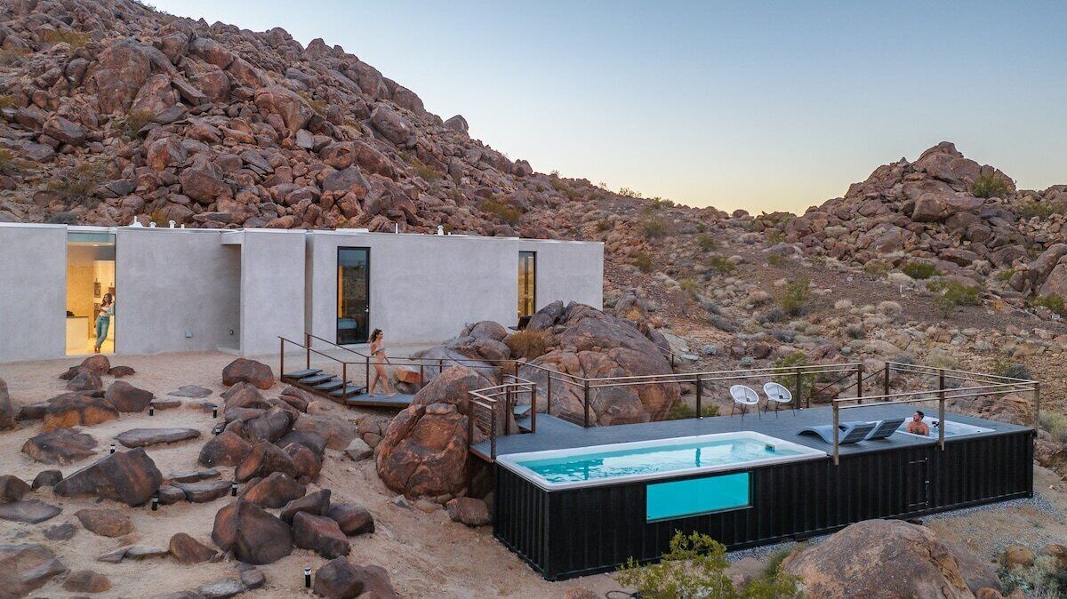The luxury joshua tree retreat nestled in-between boulders and beautiful views!
