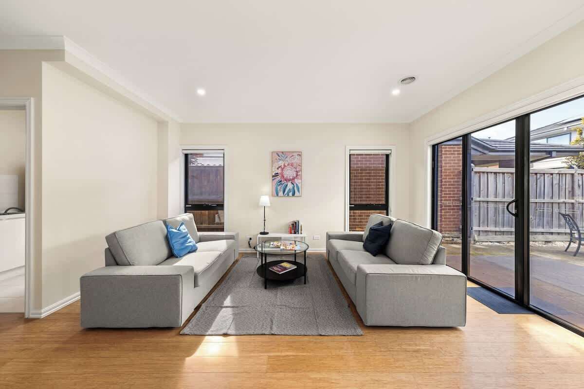 Smart TV, offices